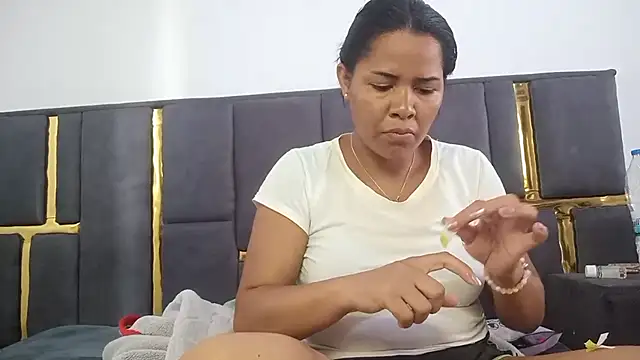 aleixane online show from November 14, 5:28 am