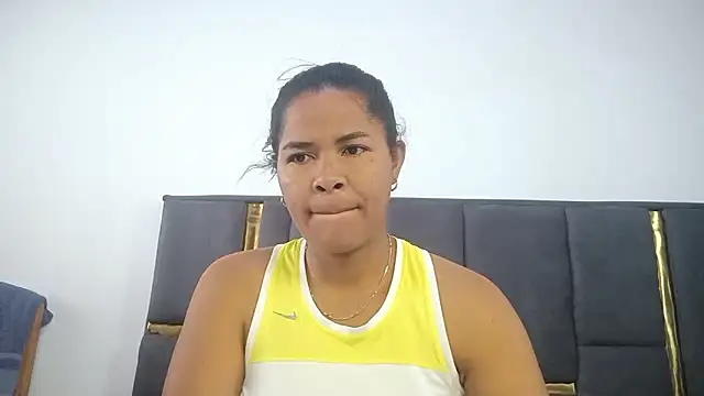 Snapshot of aleixane chatting on May 21, 5:25 am aleixane online show from May 21, 5:25 am