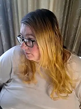 Iceprincess2bad4u online show from June 14, 5:53 am