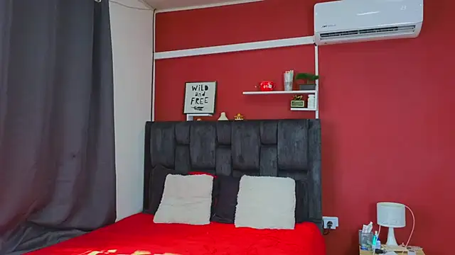 Snapshot of FelipeAndMarcello3 chatting on January 10, 8:37 pm FelipeAndMarcello3 online show from January 10, 8:37 pm