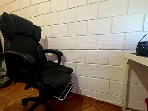 Max TheHorseDick online show from January 10, 10:14 pm