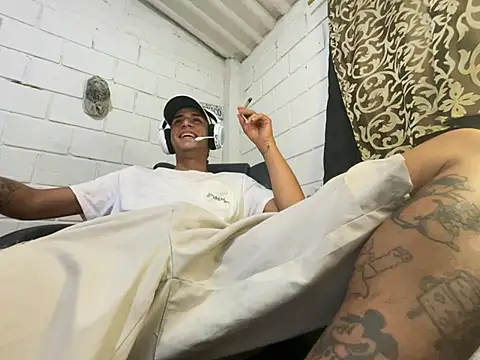 Max TheHorseDick online show from July 29, 2:21 am