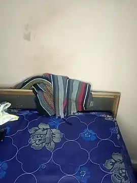 Snapshot of Sweet-Berry chatting on December 25, 5:37 pm Sweet-Berry online show from December 25, 5:37 pm