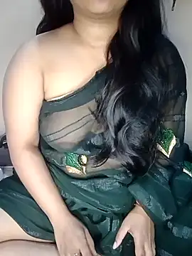 Snapshot of Sweet-Berry chatting on January 2, 5:39 pm Sweet-Berry online show from January 2, 5:39 pm