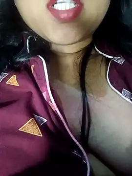 Snapshot of Sweet-Berry chatting on March 16, 5:28 pm Sweet-Berry online show from March 16, 5:28 pm