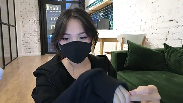 Snapshot of TammiLou chatting on February 8, 2:38 pm TammiLou online show from February 8, 2:38 pm