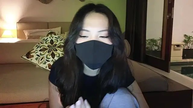 Snapshot of TammiLou chatting on February 27, 3:05 pm TammiLou online show from February 27, 3:05 pm