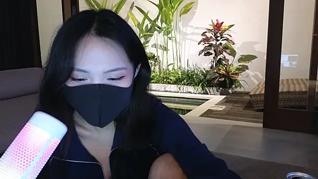 Snapshot of TammiLou chatting on March 3, 12:27 pm TammiLou online show from March 3, 12:27 pm