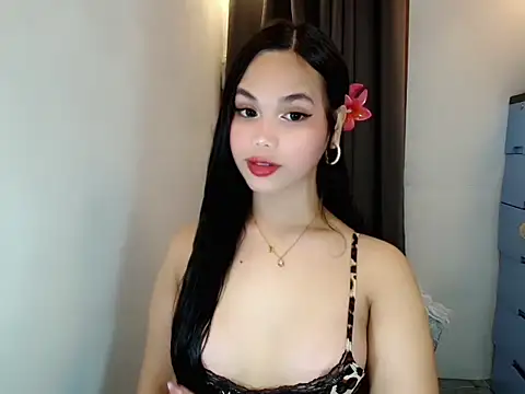 Snapshot of Webcumcutie chatting on July 14, 2:38 am Webcumcutie online show from July 14, 2:38 am
