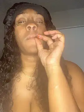 Foreignthababyy online show from February 10, 6:28 am