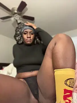 Foreignthababyy online show from June 14, 9:06 pm