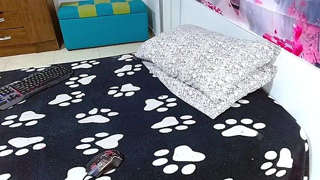 jaramilloali online show from February 8, 5:40 am