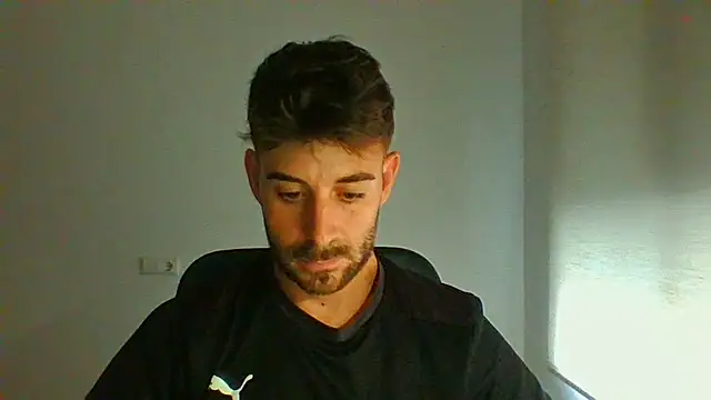 Snapshot of vargas90 chatting on July 6, 12:13 pm vargas90 online show from July 6, 12:13 pm
