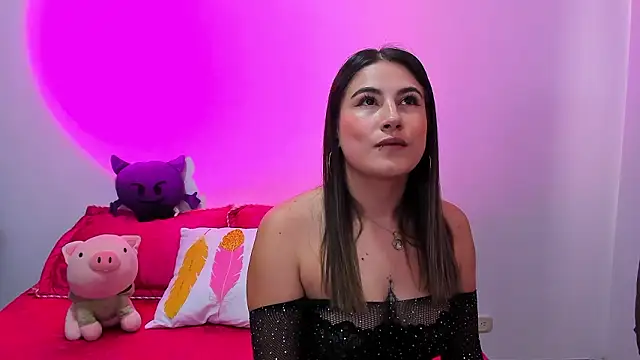 amelie collins online show from March 13, 9:10 pm