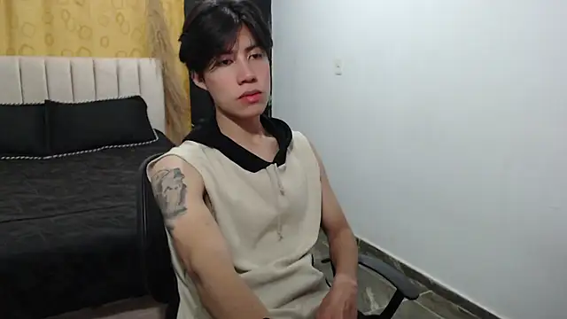 Elio-cam online show from December 16, 8:41 am