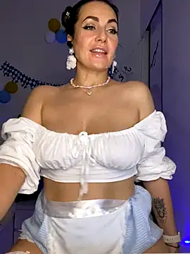 Snapshot of ImperialRice chatting on October 2, 1:51 pm ImperialRice online show from October 2, 1:51 pm