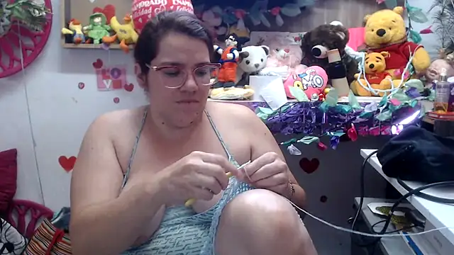 karlythothxh online show from September 15, 5:46 pm