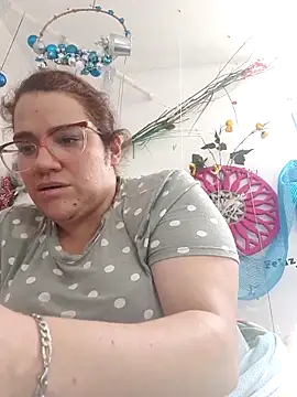 karlythothxh online show from November 26, 4:52 pm