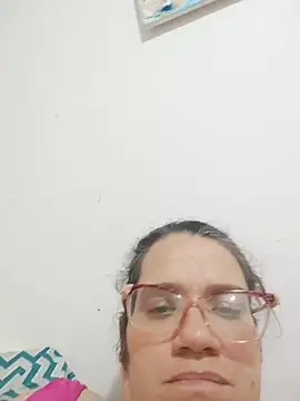 Snapshot of karlythoth@xh chatting on July 23, 1:58 am karlythothxh online show from July 23, 1:58 am