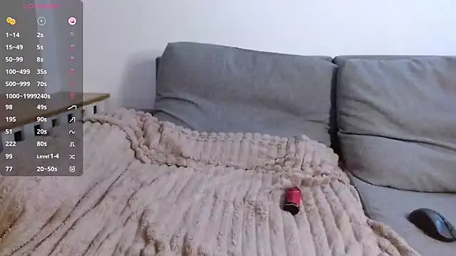 Snapshot of BrastStr chatting on November 25, 10:54 pm BrastStr online show from November 25, 10:54 pm