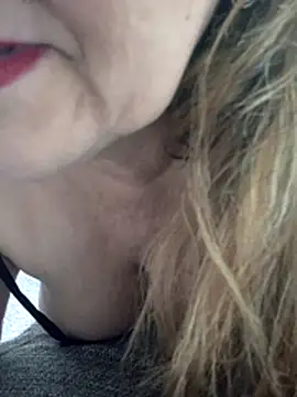 sua sub  online show from January 19, 3:38 pm