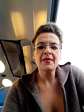 RebeccaNoble online show from December 1, 12:21 pm