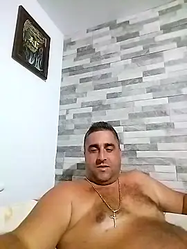 ADRIAN ADI40 online show from September 29, 7:40 pm