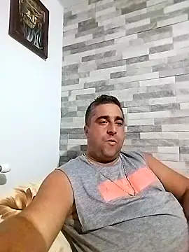 ADRIAN ADI40 online show from October 7, 6:16 pm