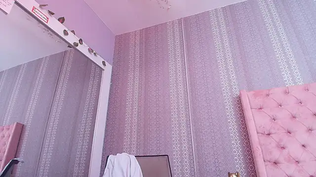 Snapshot of indi_catalina chatting on January 21, 2:59 pm indi catalina online show from January 21, 2:59 pm