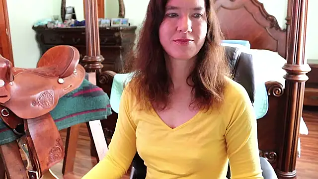 thornburyrose online show from February 10, 7:07 pm