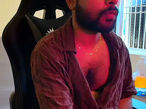 Snapshot of SHENOY3 chatting on May 24, 6:18 am SHENOY3 online show from May 24, 6:18 am