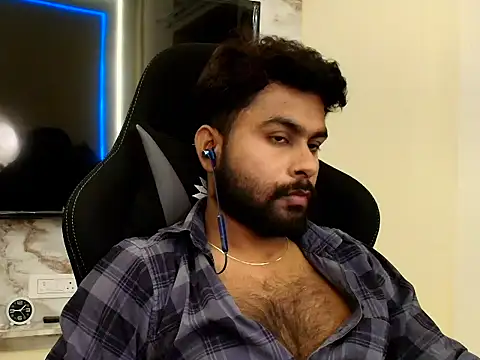 Snapshot of SHENOY3 chatting on June 5, 3:40 pm SHENOY3 online show from June 5, 3:40 pm