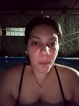 Snapshot of Janefruti chatting on December 22, 12:07 am Janefruti online show from December 22, 12:07 am