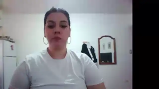 Snapshot of Janefruti chatting on June 3, 2:55 pm Janefruti online show from June 3, 2:55 pm