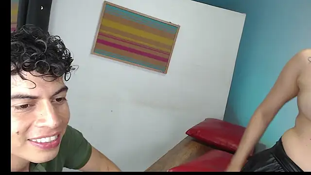 Snapshot of Strongernastyx chatting on December 12, 2:04 am Strongernastyx online show from December 12, 2:04 am