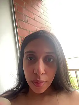 Snapshot of kiaraglam2 chatting on March 16, 8:54 pm kiaraglam2 online show from March 16, 8:54 pm