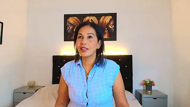 Snapshot of Shanon_mature chatting on June 19, 7:39 pm Shanon mature online show from June 19, 7:39 pm