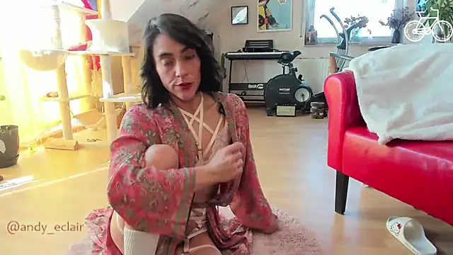 tinny williams online show from March 18, 10:18 am