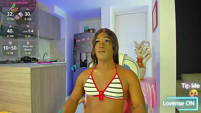 Snapshot of SammyGirlTS chatting on October 26, 2:45 pm SammyGirlTS online show from October 26, 2:45 pm