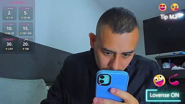 jhonyalzate2 online show from February 3, 1:30 am