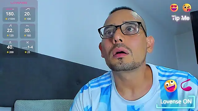 jhonyalzate2 online show from February 13, 12:46 am