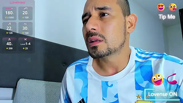 jhonyalzate2 online show from March 11, 11:48 pm