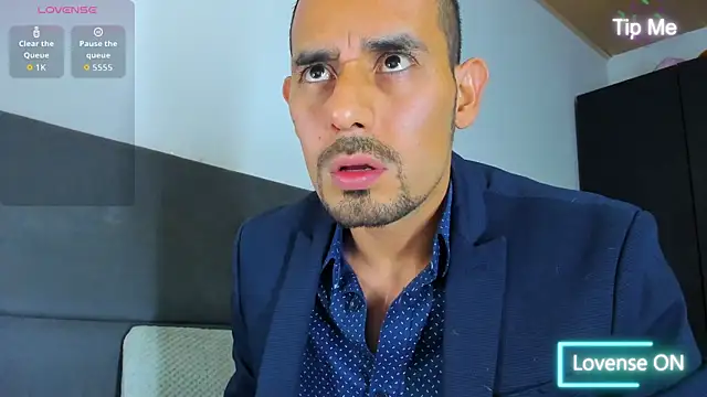 jhonyalzate2 online show from September 20, 1:17 am