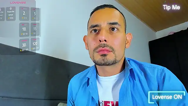 jhonyalzate2 online show from October 7, 1:58 am