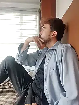 milkbull online show from April 9, 11:48 am