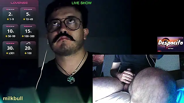 Snapshot of milkbull chatting on July 8, 10:53 am milkbull online show from July 8, 10:53 am