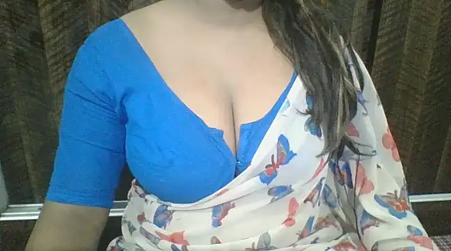 Snapshot of Mahi_love21 chatting on December 5, 3:39 pm Mahi love21 online show from December 5, 3:39 pm