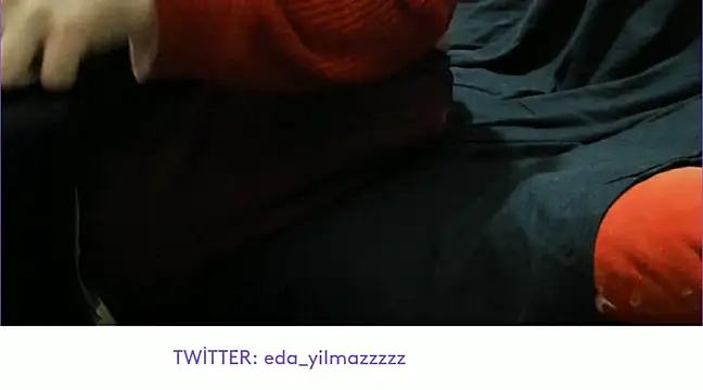 Snapshot of sexy_modelll chatting on February 20, 9:20 pm sexy modelll online show from February 20, 9:20 pm