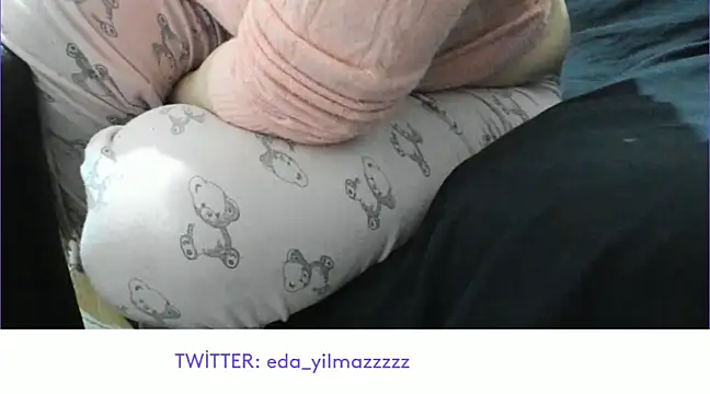 Snapshot of sexy_modelll chatting on March 2, 4:07 am sexy modelll online show from March 2, 4:07 am