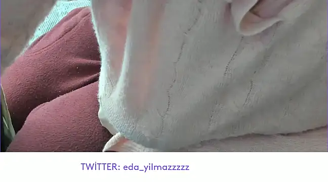 Snapshot of sexy_modelll chatting on March 5, 5:29 am sexy modelll online show from March 5, 5:29 am